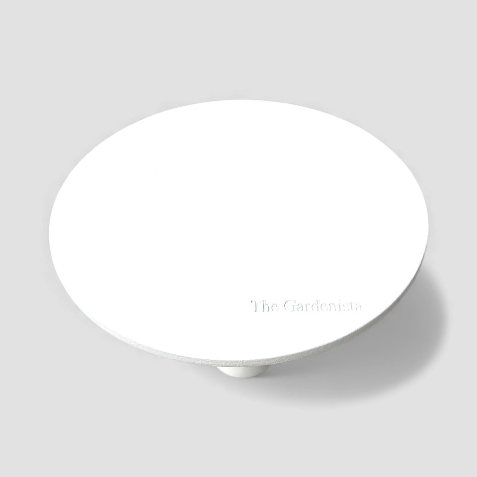 Spot Wall Mounted Outdoor Hose Holder - SLIGHTLY MARKED WHITE