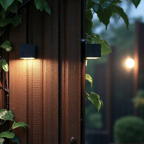 Cube Solar Outdoor Wall Light