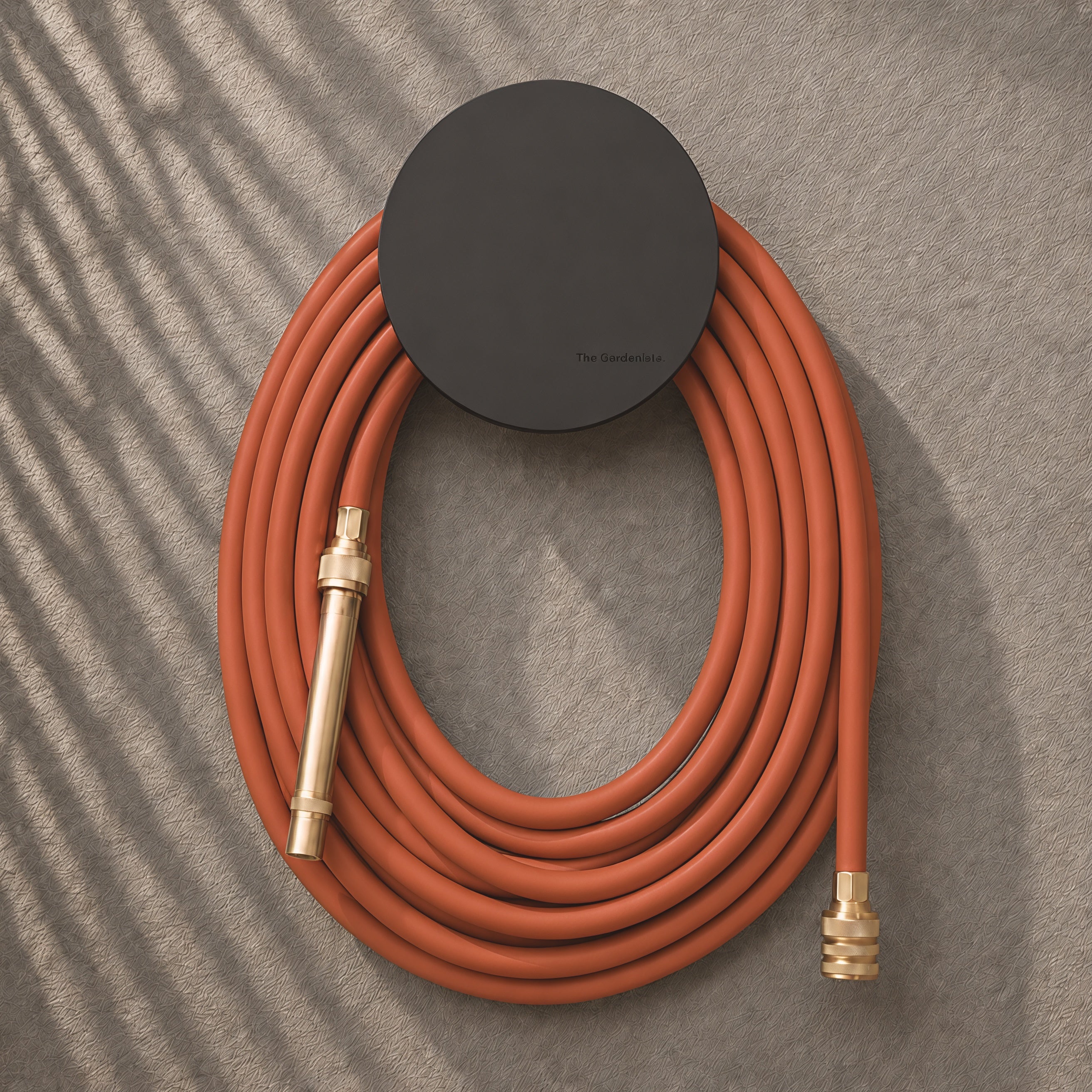Hybrid Garden Hose Set – Rust 20m | Black Hose Holder
